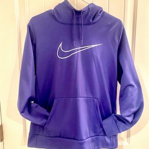 Women’s medium Nike hoodie
